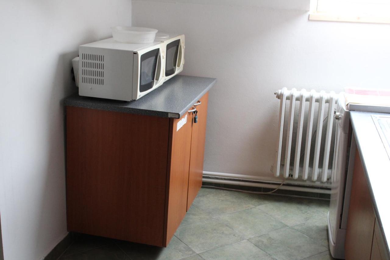 Ubytování Na špejcharu, Želevčice Slaný Exterior foto